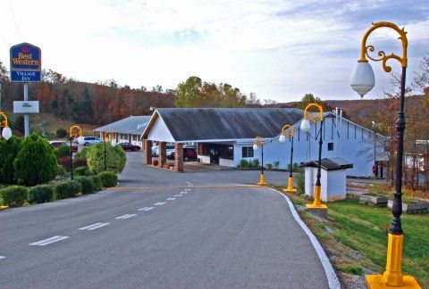 Village Inn Of Hardy Eksteriør billede